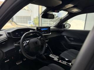 PEUGEOT 2008 usata, con Vetri oscurati