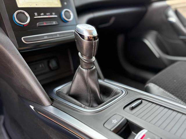 RENAULT Megane usata, con Controllo automatico clima