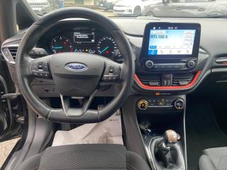 FORD Fiesta usata, con Volante in pelle
