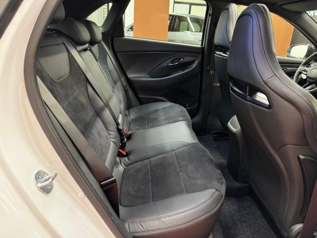 HYUNDAI i30 usata, con Fari Xenon