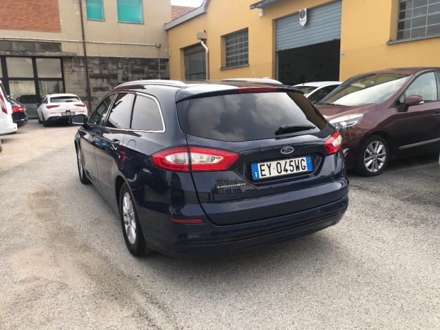FORD Mondeo usata, con Fendinebbia
