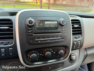 RENAULT Trafic usata, con Hill holder