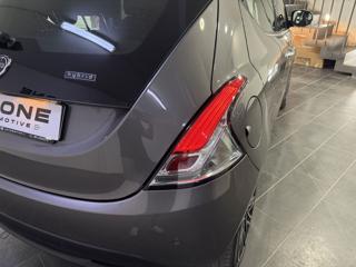 LANCIA Ypsilon usata, con Autoradio