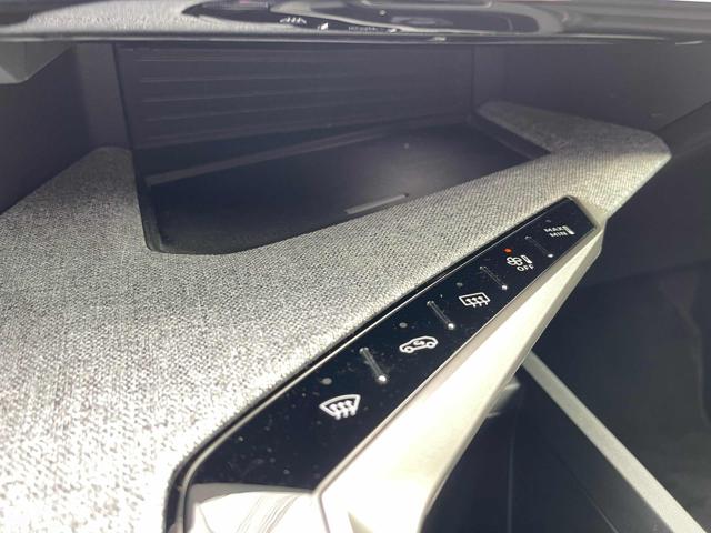 PEUGEOT 3008 usata, con Controllo elettronico della corsia