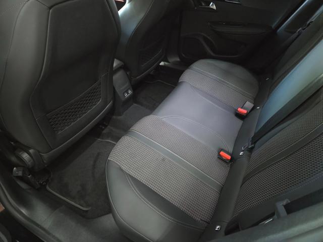 PEUGEOT 2008 usata, con Climatizzatore