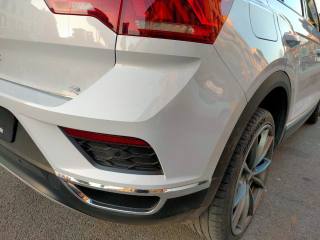 VOLKSWAGEN T-Roc usata, con Volante multifunzione