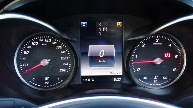 MERCEDES-BENZ C 220 usata 95