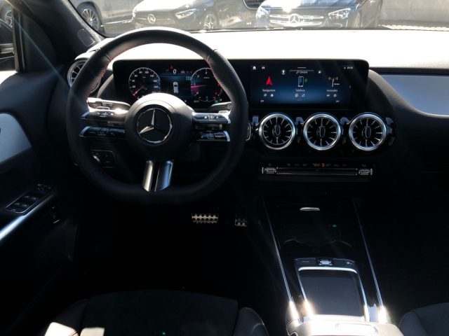 MERCEDES-BENZ GLA 200 usata, con Cerchi in lega