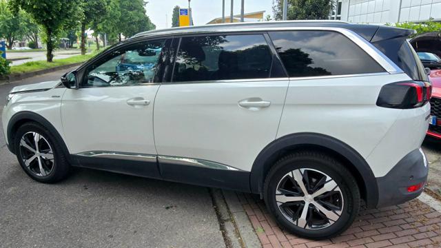 PEUGEOT 5008 usata, con Airbag Passeggero