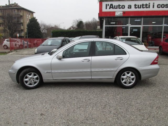 MERCEDES-BENZ C 200 usata, con Airbag