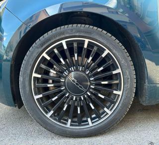 FIAT 500e usata, con Specchietti laterali elettrici