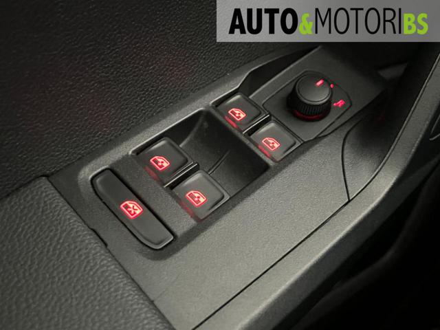 SEAT Arona usata, con Sedile posteriore sdoppiato
