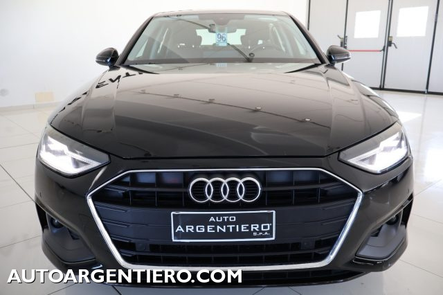 AUDI A4 usata, con Autoradio