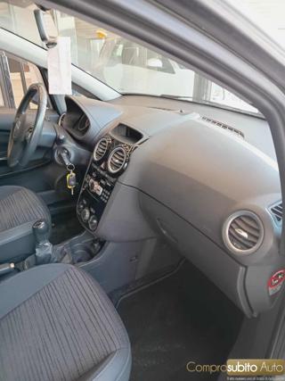 OPEL Corsa usata, con Fendinebbia