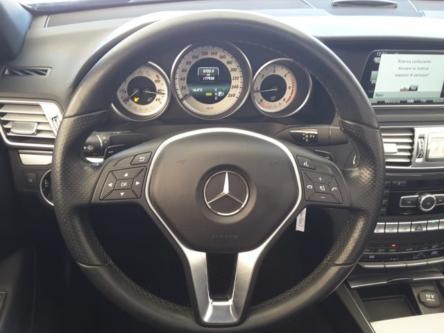 MERCEDES-BENZ E 220 usata, con Cerchi in lega