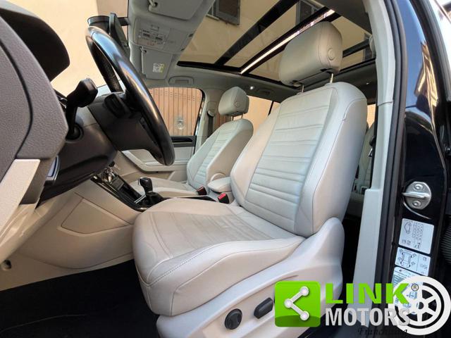 VOLKSWAGEN Touran usata, con Airbag Passeggero