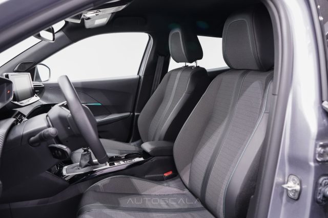 PEUGEOT 2008 usata, con Cruise Control