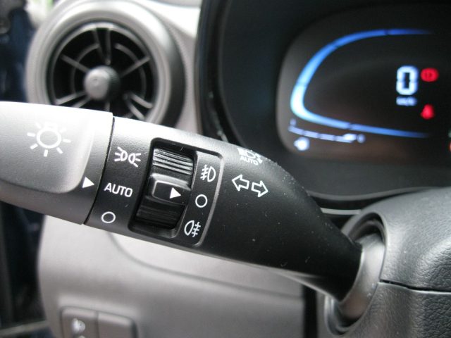 HYUNDAI i10 usata, con Immobilizzatore elettronico