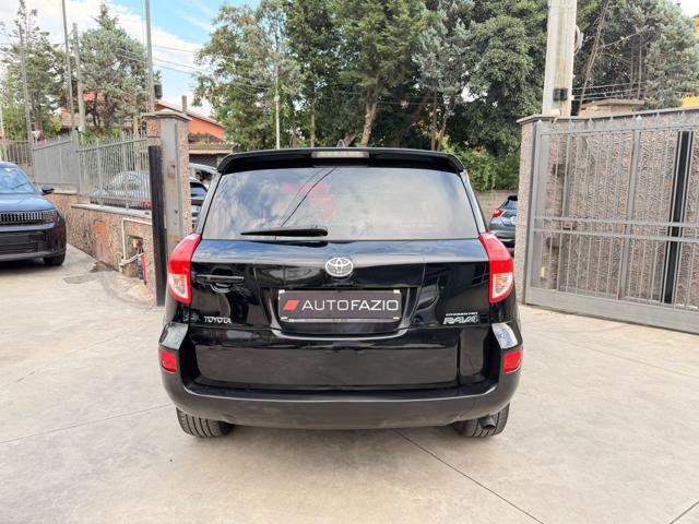 TOYOTA RAV 4 usata, con Climatizzatore