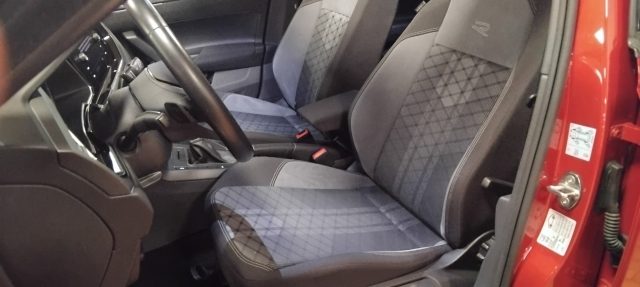 VOLKSWAGEN Taigo usata, con Fari LED