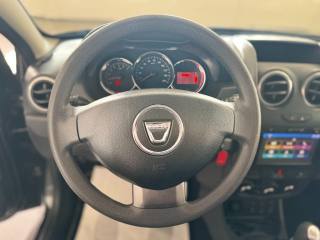 DACIA Duster usata, con USB