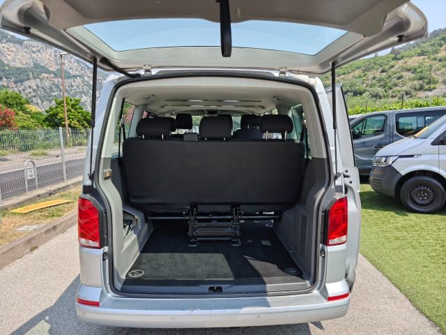 VOLKSWAGEN Caravelle usata, con Bluetooth