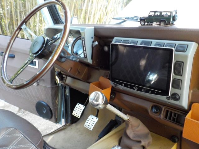 LAND ROVER Defender usata 55