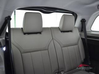 LAND ROVER Discovery usata 11