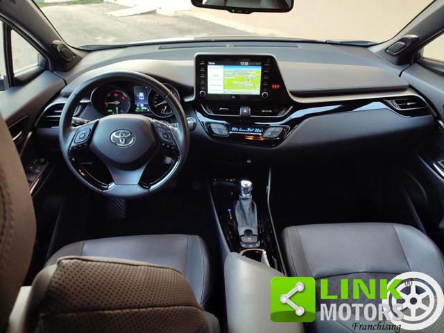 TOYOTA C-HR usata, con Autoradio