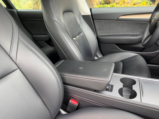 TESLA Model 3 usata, con Sedile posteriore sdoppiato