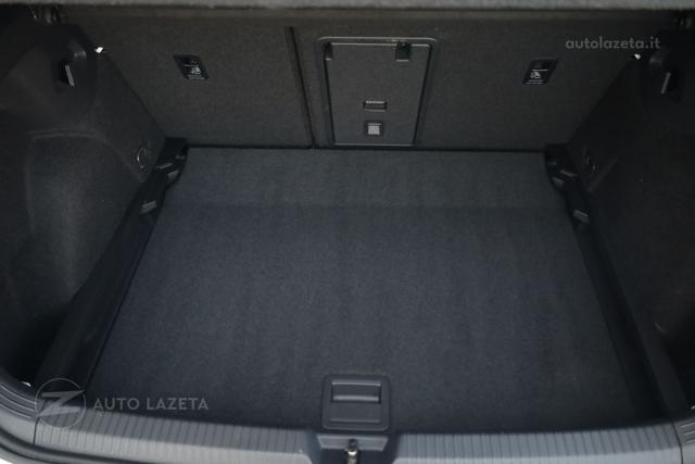 VOLKSWAGEN Golf GTI usata, con Climatizzatore automatico, 2 zone