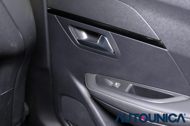 PEUGEOT 208 usata, con Blind spot monitor