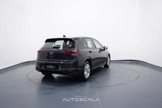 VOLKSWAGEN Golf usata, con Autoradio