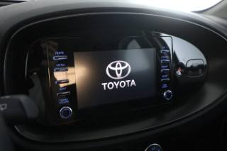 TOYOTA Aygo X usata 7