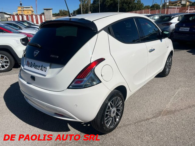 LANCIA Ypsilon usata, con Airbag laterali
