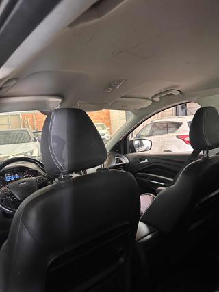 FORD Kuga usata, con USB