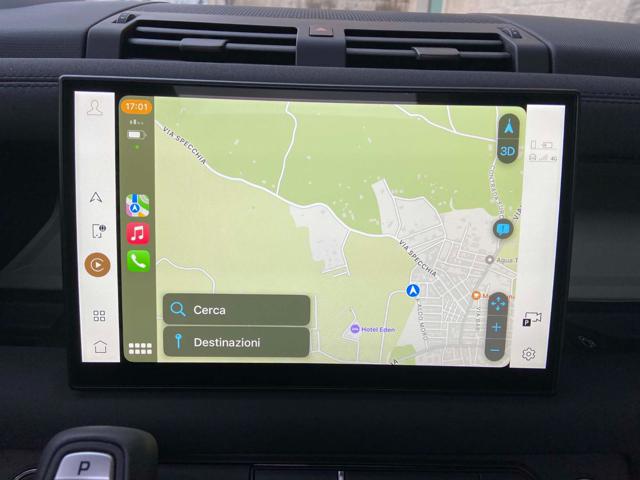 LAND ROVER Defender usata, con Sensori di parcheggio anteriori