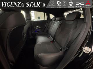 MERCEDES-BENZ GLA 200 usata, con Chiusura centralizzata