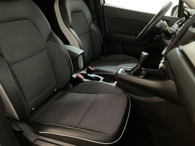 RENAULT Captur usata, con Sistema di navigazione