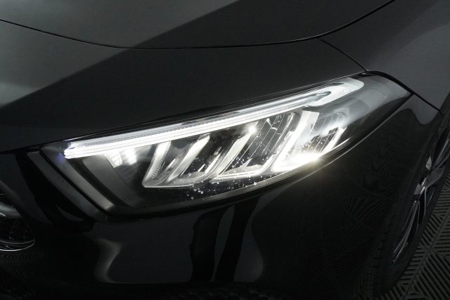MERCEDES-BENZ A 180 usata 8