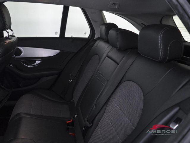 MERCEDES-BENZ C 220 usata 9