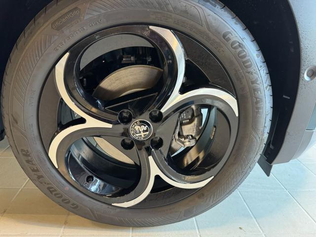 ALFA ROMEO Junior usata, con Cerchi in lega