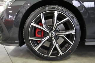 VOLKSWAGEN Golf usata, con USB