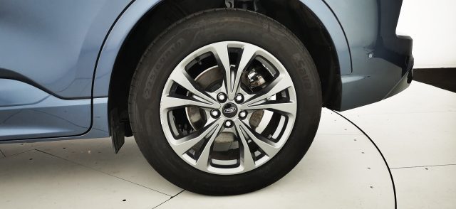 FORD Kuga usata, con Schermo multifunzione interamente digitale