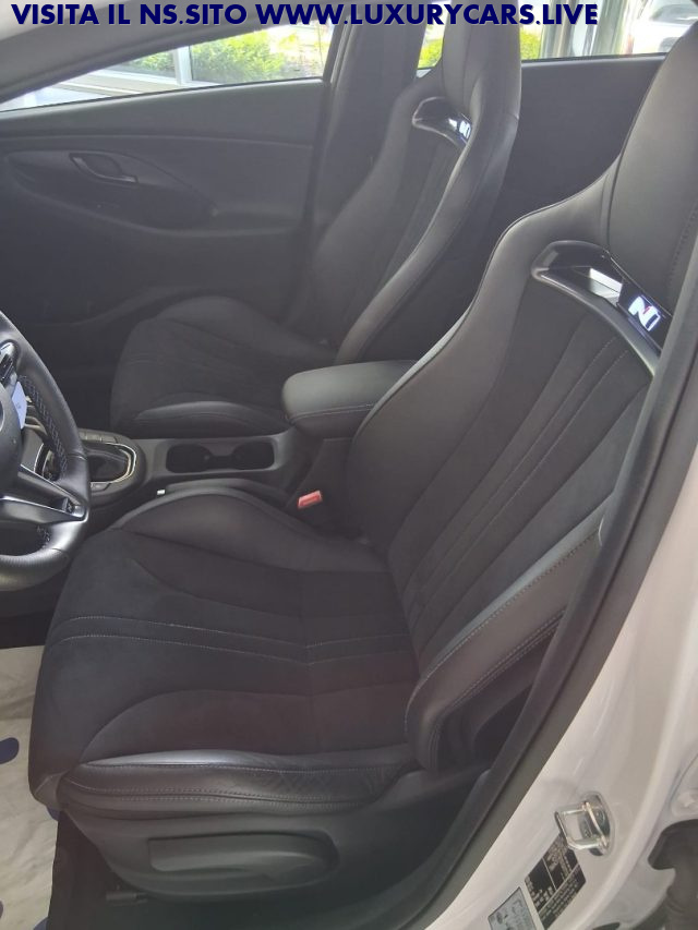 HYUNDAI i30 usata, con Specchietti laterali elettrici