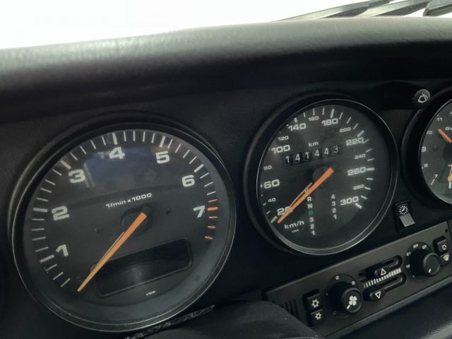 PORSCHE 993 usata, con Volante in pelle