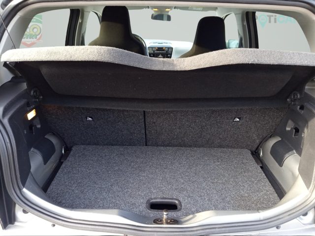 VOLKSWAGEN e-up! usata, con Cerchi in lega