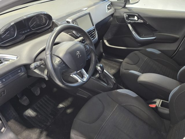 PEUGEOT 208 usata, con Fendinebbia