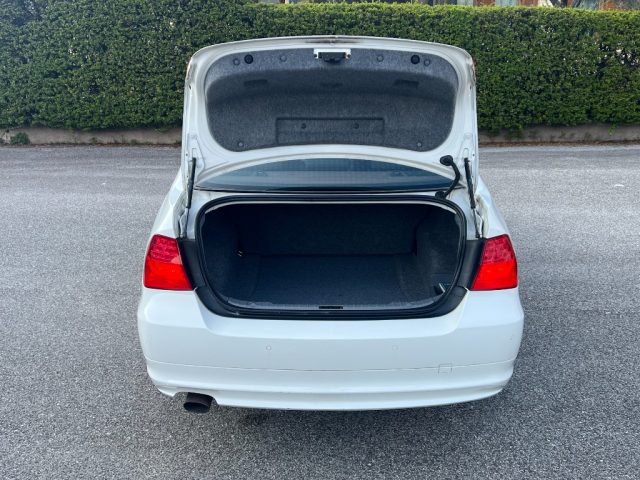 BMW 318 usata, con Fendinebbia