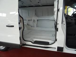 RENAULT Trafic usata, con ESP